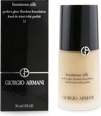 Тональная основа Luminous Silk от Giorgio Armani