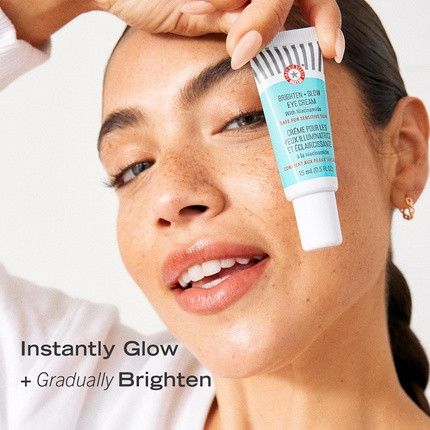 Augencreme First Aid Beauty Brighten + Glow Illuminating Eye Cream