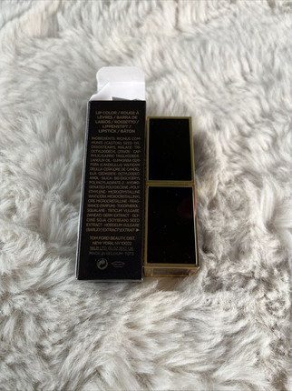 Губная помада Tom Ford Rouge 83 Stimulant