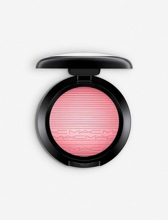 MAC Cosmetics'dan "Into The Pink" rangli yuz uchun surtma