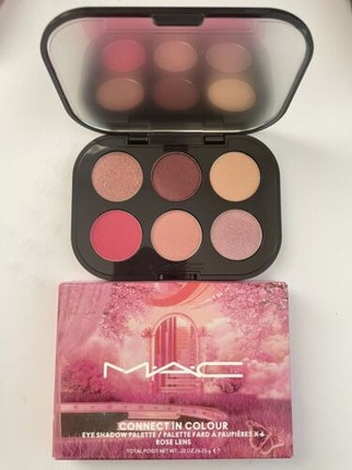Lidschatten Palette Revolution Connect In Color Rose Lens