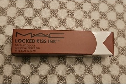 Lippenfarbe MAC Cosmetics Locked Kiss Tint 24 Stunden