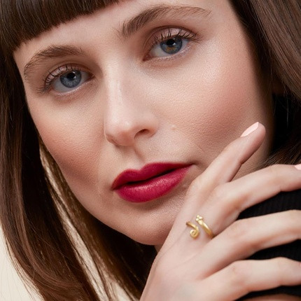 Lippenstift Monika Blunder Beauty Kissen Lush Lipstick Crayon