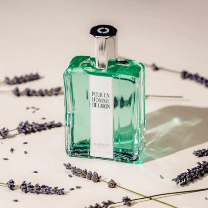 Eau De Toilette Caron Pour Un Homme