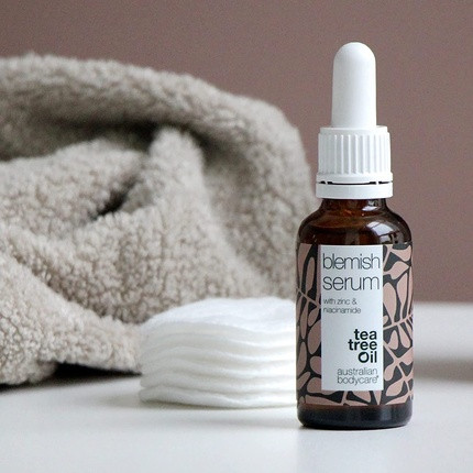 Thursday Plantation Niacinamide uchun yuz uchun sarum