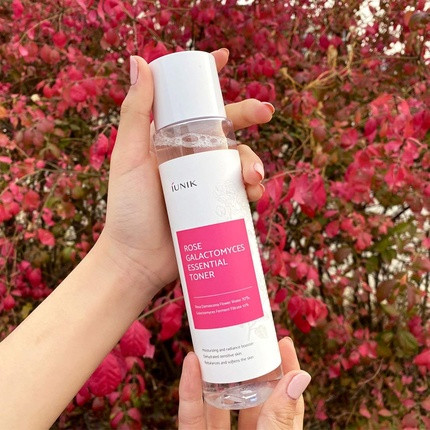 Toner Iunik Rose Galactomyces Essential