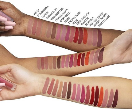 Lipstick Huda Beauty Liquid Matte Ultra-Comfort Transfer-Proof Lipstick
