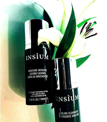 Moisturizing Lotion Insium Fonte Di Idratazione