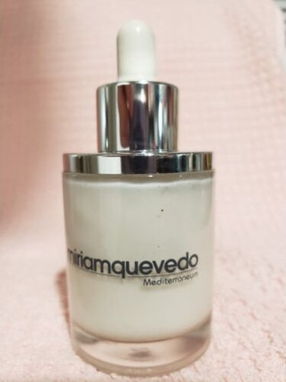 Драгоценный эликсир Miriam Quevedo Glacial White Caviar HydraPure