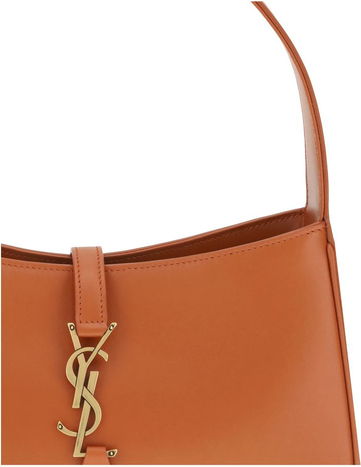 Saint Laurent Yengi sumkasi