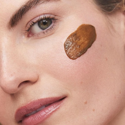 Gesichts-Peeling Kora Organics Turmeric Brightening & Exfoliating Mask