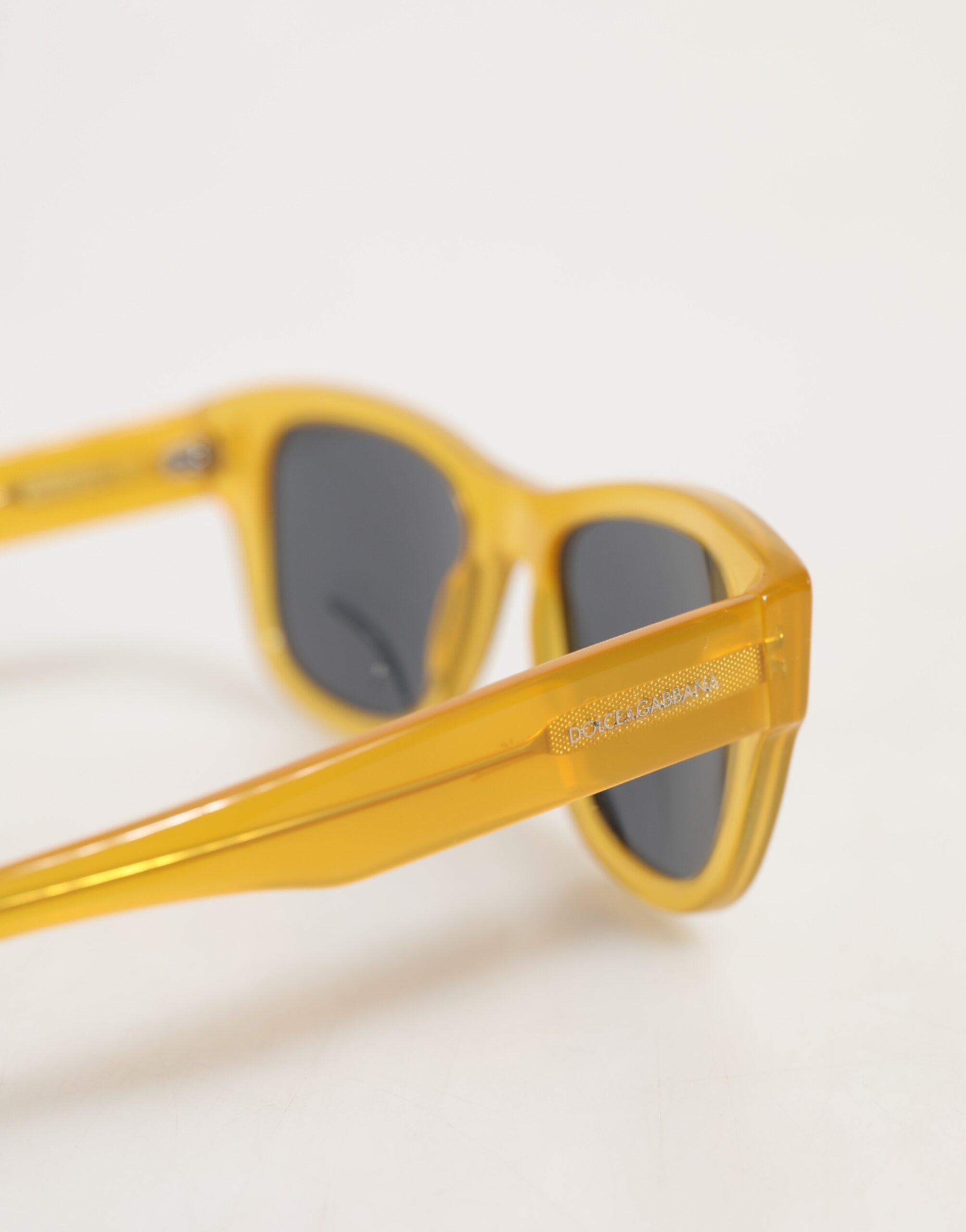 Солнцезащитные очки Dolce & Gabbana DG4177