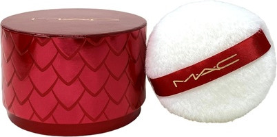 Set and Blur Weightless Complexion Set MAC Cosmetics Lovestruck Luck Collection