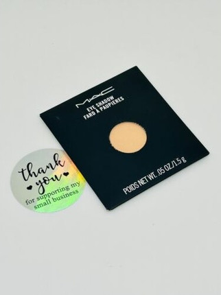 Тени для век сменные пудровые MAC Cosmetics Pro Palette Samoa Silk