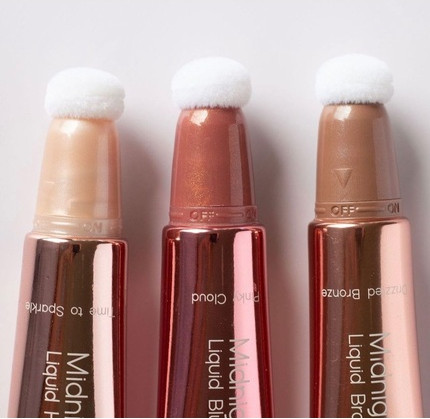 Жидкие румяна Farmasi Blush Flushed Cheeks