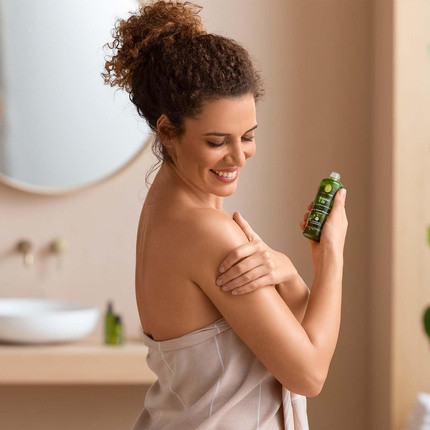Primavera Jojoba yog'i bilan tana uchun moy