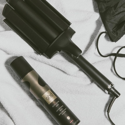Texturizing Spray GHD Curls Gone Wild
