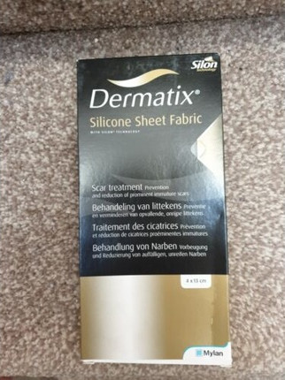 Dermatix Pflaster-Folie zur Narbenbehandlung