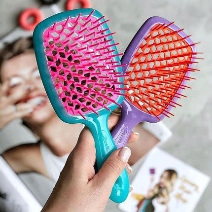 Detangler Jäneke Small Superbrush with Honeycomb Structure