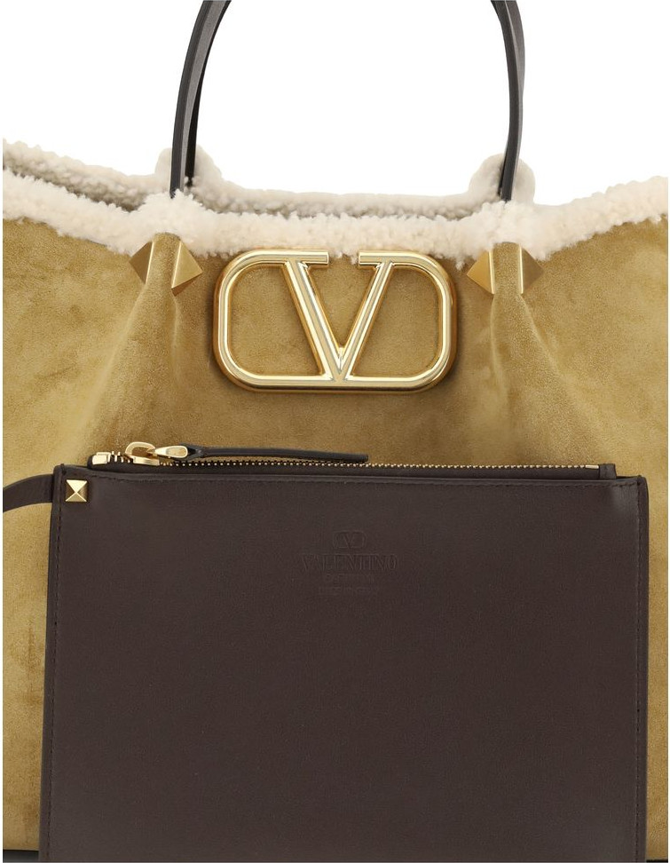Большая сумка Valentino Garavani, бежевая, из телячьей кожи