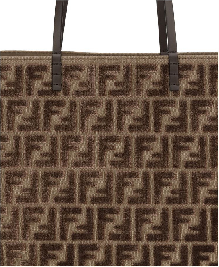 Сумка на плечо Fendi, коричневая, ткань