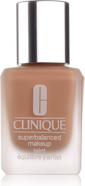 Foundation Clinique Superbalanced Makeup