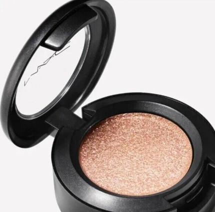 Тени для век MAC Cosmetics