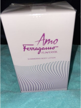 Shimmering Body Lotion Salvatore Ferragamo Flowerful
