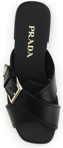 Prada tek oyoq kiyim