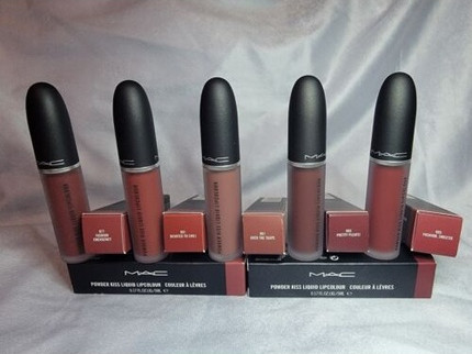Губная помада MAC Cosmetics Powder Kiss Liquid Lipcolor