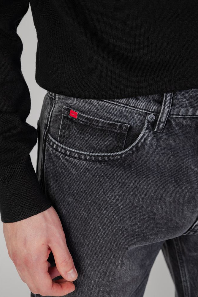 Джинсы Hugo Boss