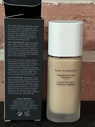 Тональный крем Foundation Laura Mercier True Flawless Weightless Perfecting