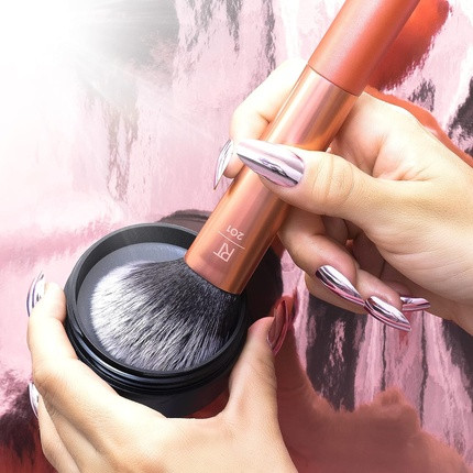 Pinsel-Reinigungsserum mit Deep Cleansing Pad Real Techniques