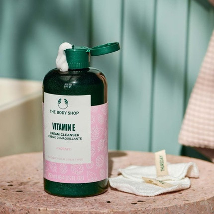 Reinigungscreme The Body Shop Vitamin E