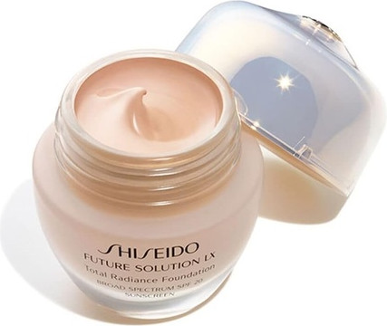 Foundation Shiseido Future Solution LX