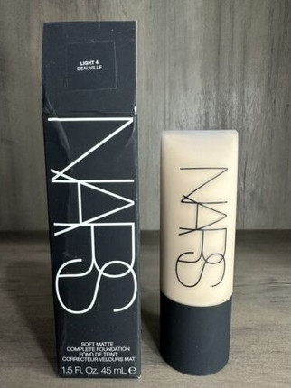 Foundation Nars Soft Matte Complete
