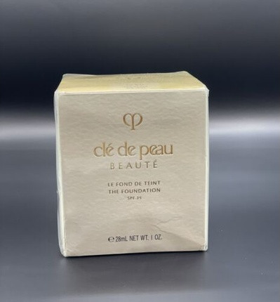 Foundation Brush Cle De Peau Beaute