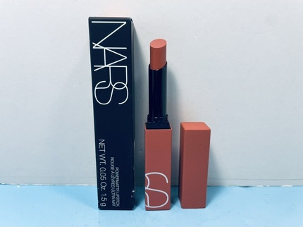 Lipstick Nars Powermatte