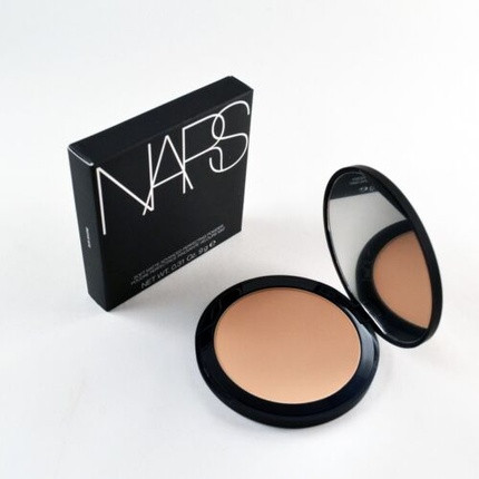 Пудра Nars Soft Matte Advanced Perfecting Powder