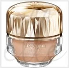 Тональная основа Cle De Peau Beaute
