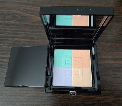 Face Powder Givenchy Prisme Visage Color Corrector