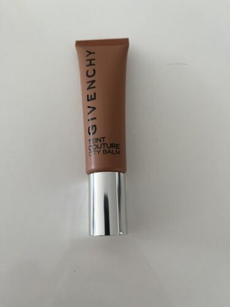 Тональный крем Givenchy Teint Couture City Balm