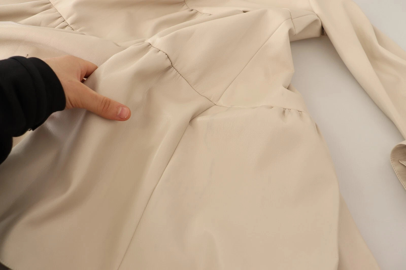 Leder Beige Mini-Kleid Pucca