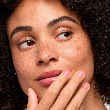 Nail Polish Nail Strengthener Supports and Strengthens Damaged Weakened Nails