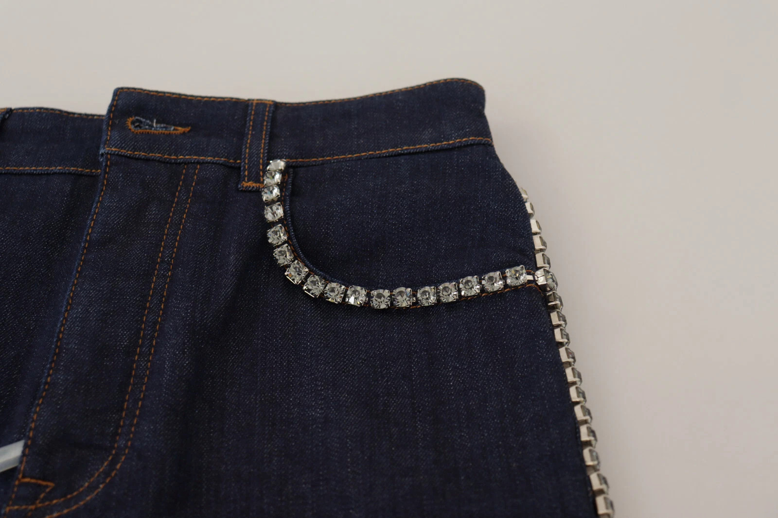 Blaue Stretch-Denim-Hotpants mit Kristallen von Dolce & Gabbana