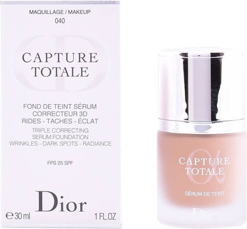Christian Dior Capture Totale Triple Correcting Serum Foundation SPF 25