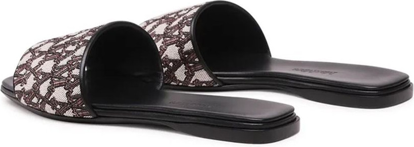 Шлепанцы Max Mara