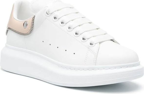 Белые кроссовки Alexander McQueen с массивной подошвой из телячьей кожи