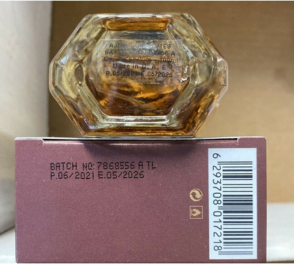 Ajmal OUDH Crystal Eau de Parfum
