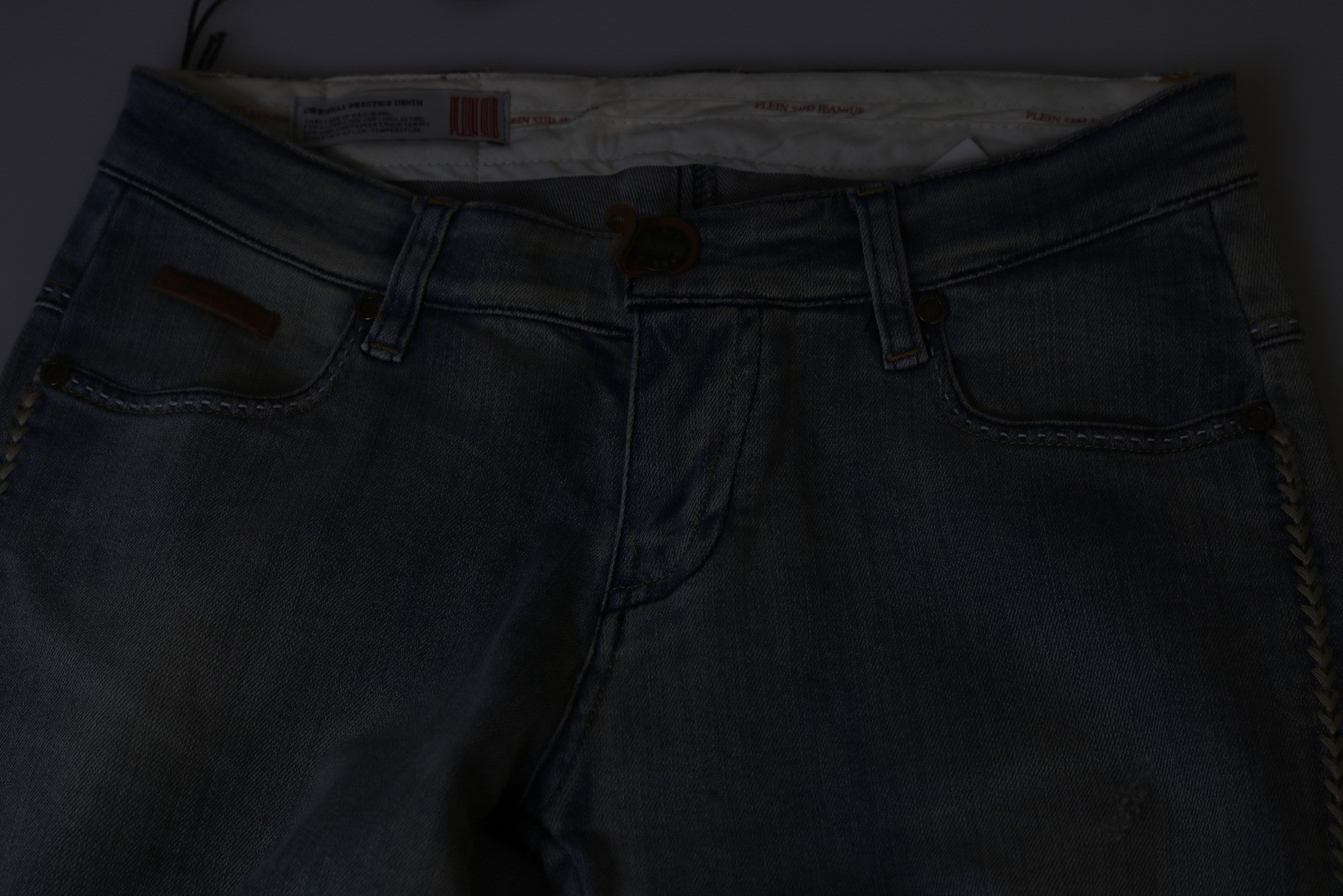 Hellblaue, ausgewaschene Skinny Jeans mit mittlerer Taille von Plein Sud